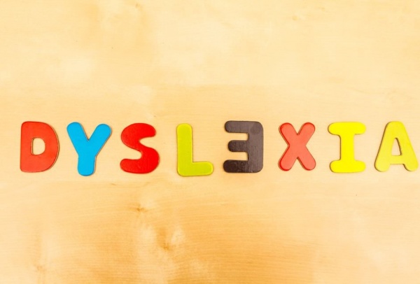 Sysleksi skrevet med bogstaver på engelsk