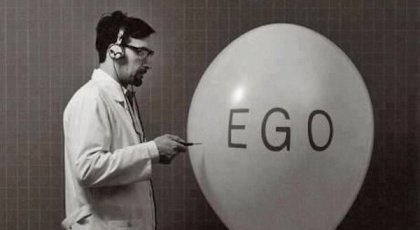 Se dig omkring og sæt din egoisme til siden: Verden drejer sig ikke kun om dig