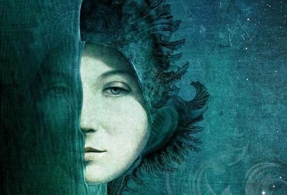 Kvinde i mørke farver