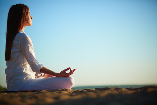 Meditation og andre ikke-medicinske typer terapi