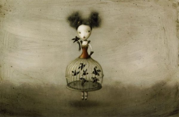 Pige med kjole som bur med fugle i