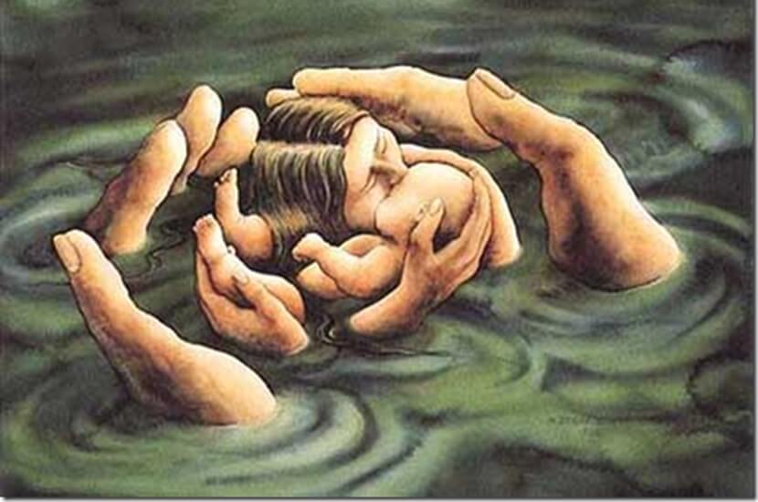 Kvinde efter fødsel i vand som resultat af undfangelse