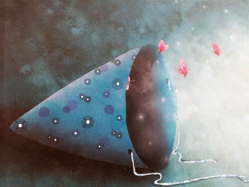 Hat, hvor sommerfugle flyver ud