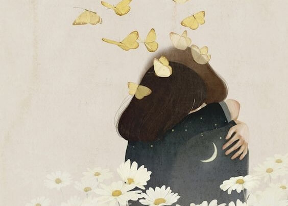 Par krammer bag ved sommerfugle og blomster