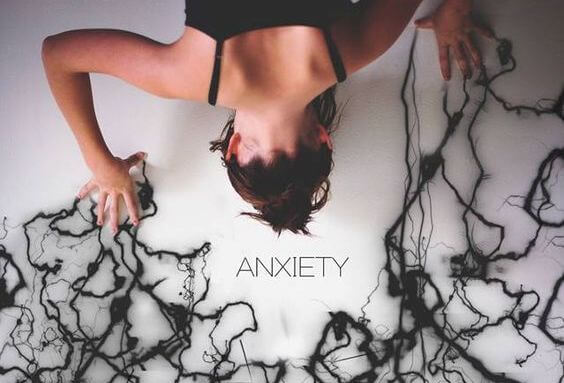 Person med snore viser forskellige typer angst