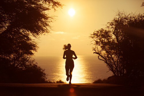 Kvinde anvender løb som meditation
