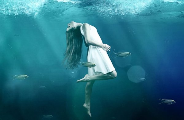 Kvinde i vand. J.K. Rowling