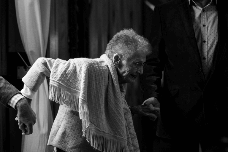 Ældre kvinde med demens