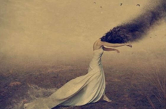 Sort sky som hoved symboliserer følelsesmæssige sår