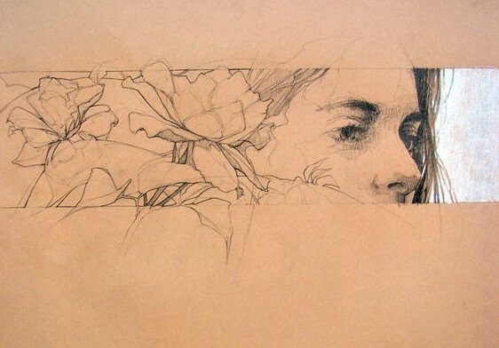 Tegning af kvinde med blomster, der vil udleve drømme