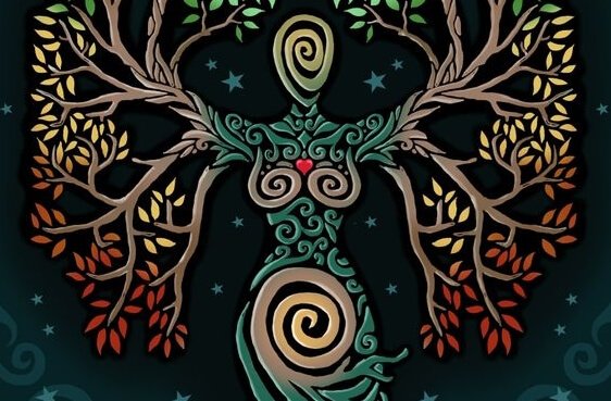 Træ formet som kvinde med vinger