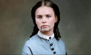 Olive Oatman, fangen med den blå tatovering