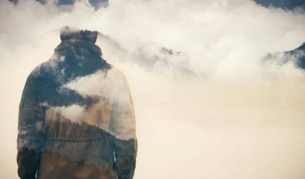 Mand i sky med angst og stress