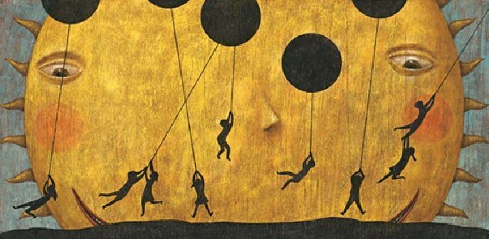 Personer svinger sig i snore foran solen