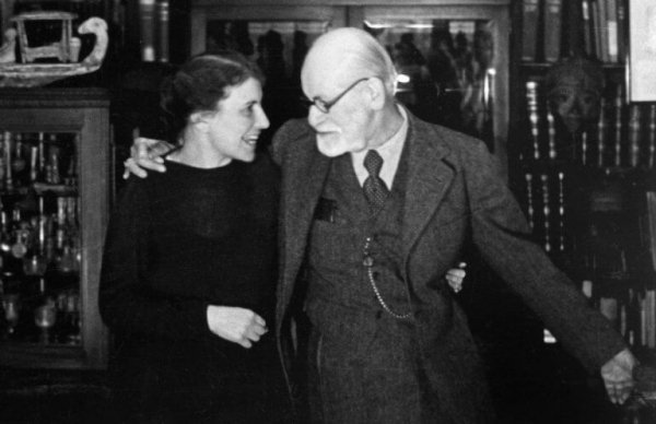 Anna Freud med mand