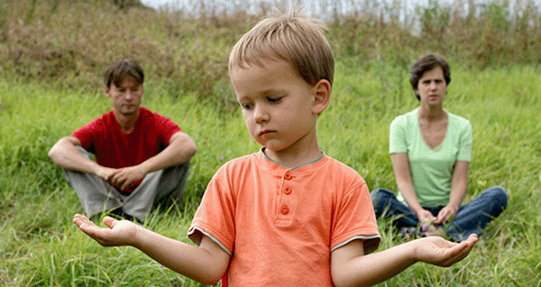 Dreng skal vælge mellem forældre som offer for forældrefremmedgørelse