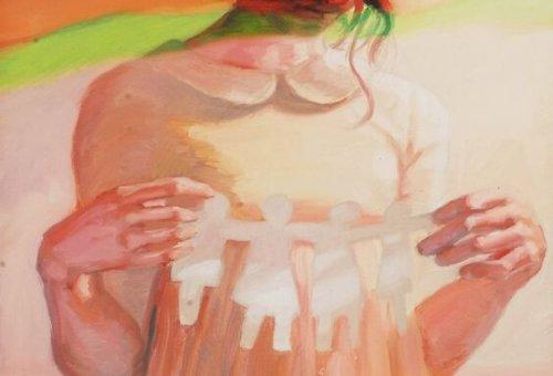 Kvinde med papirklip