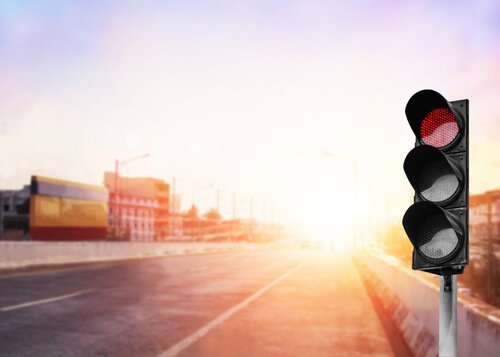Rødt lys i lyskryds
