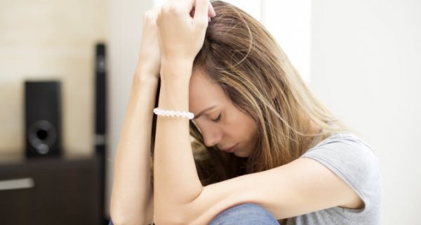 Kronisk træthed – symptomer, årsager og behandling