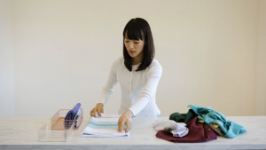 Marie Kondo lærer dig at organisere dit hjem