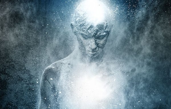 Person i lysende tåge