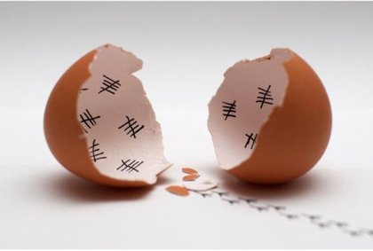 Æggeskal med streger indeni