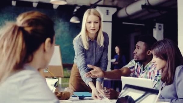 Kvinder er fremragende ledere