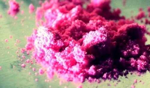 2C-B i form af pink pulver