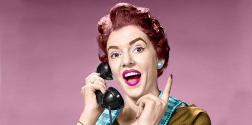 Kontrollerende mødre har enorm indflydelse på deres søns følelser.