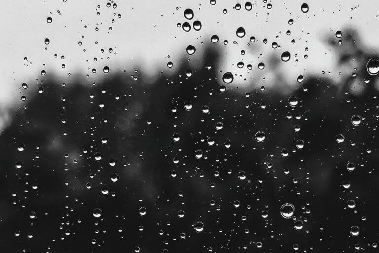 regn på rude