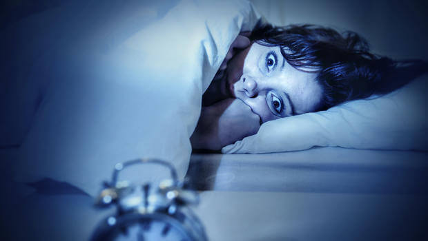 Kvinde oplever søvnlammelse