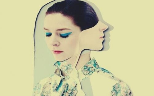 Kvinde med to ansigter