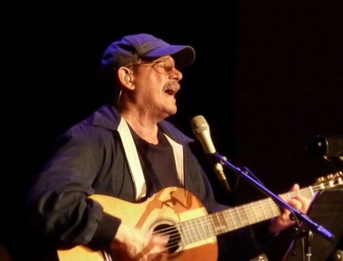 silvio-rodriguez-der-synger Silvio Rodríguez er en cubansk singer-songwriter