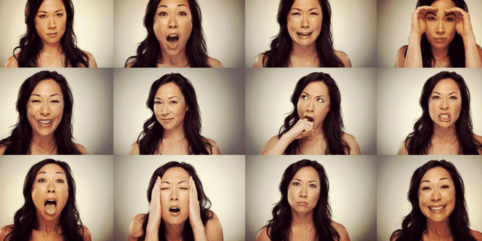 Kvinde med forskellige ansigtsudtryk illustrerer, hvad er følelser