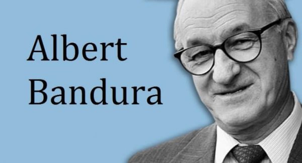 Albert Bandura er manden bag teorien om social indlæring