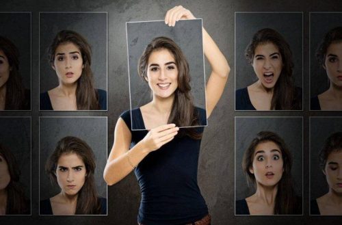Billeder af kvinde med forskellige ansigtsudtryk