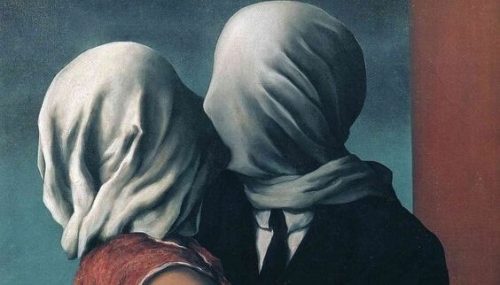 Par med dækket ansigt