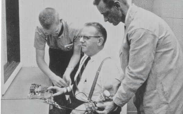 Milgrams eksperiment om blind lydighed