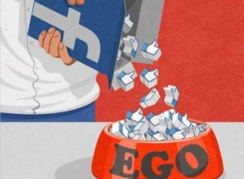 Facebook likes, der bliver hældt i en skål hvor der står 'ego'