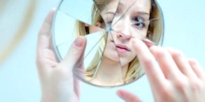 11 tegn på, at du er for selvkritisk