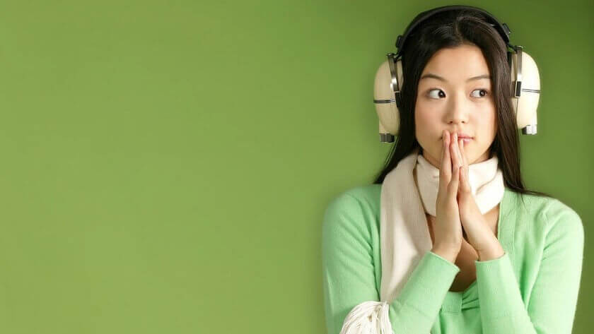 Personer med misofoni bruger ofte høretelefoner i offentligheden