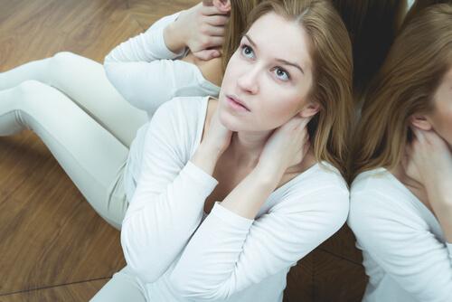 Kvinde oplever cyklotymi