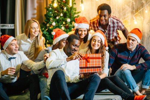 familie der giver hinanden gaver