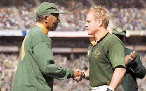 I Invictus spiller Morgan Freeman og Matt Damon sammen