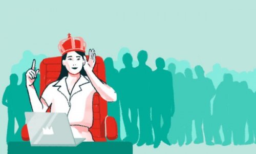 Kvinde med krone på er eksempel på patologisk narcissisme