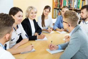 Link mellem uddannelse og politiske overbevisninger