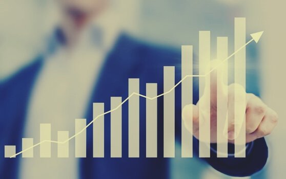 stigende graf, der repræsenterer øget produktivitet