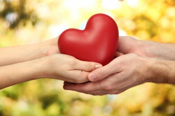 Personer med clay person syndrom glemmer sine egne behov, som at give sit hjerte til en anden