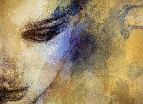 Et billede af en kvinde, der er bange