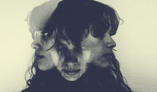 En kvinde oplever angst